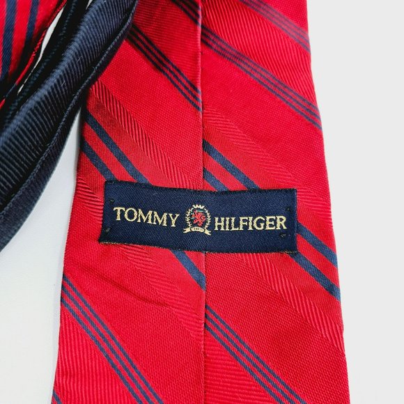 Tommy Hilfiger Tie 100% Silk USA Made Red Blue Striped Classic Preppy Work Gift - Picture 2 of 11